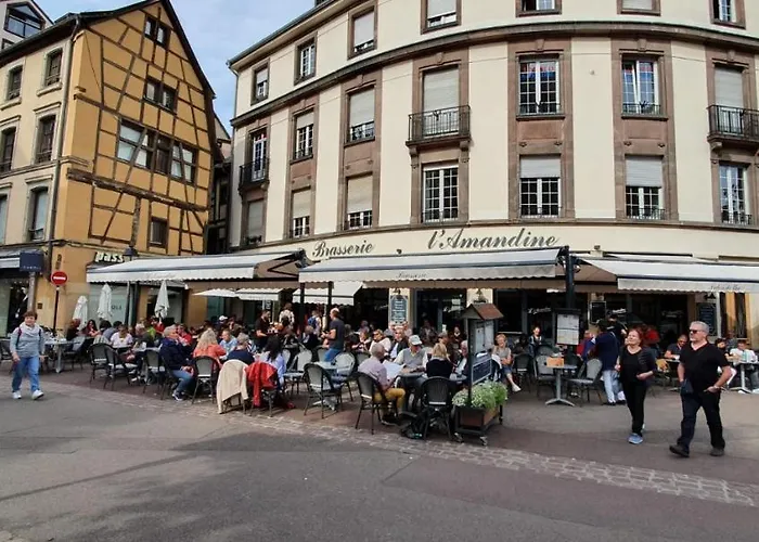 Le St Leon : Lit Queen Size * Wifi * Ideal Couple * Colmar